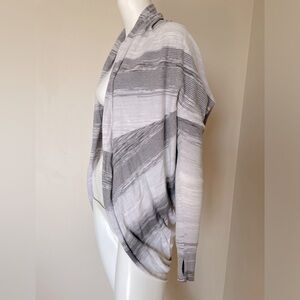 CALIA by Carrie Underwood Casual Yoga Shrug Cardigan Gray Cream Stripes Large